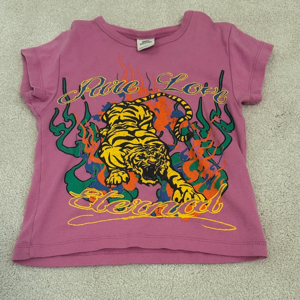 urban outfitters pure love graphic tee